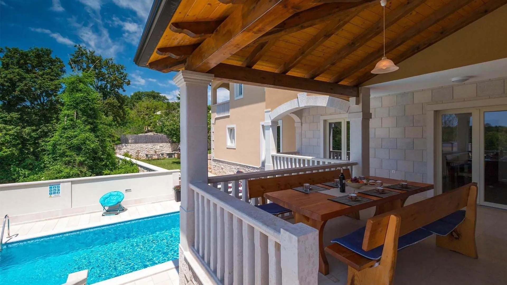 Tatil Evi Villa Mit Eingezaeuntem Garten Und Panoramablick Tinjan Hırvatistan